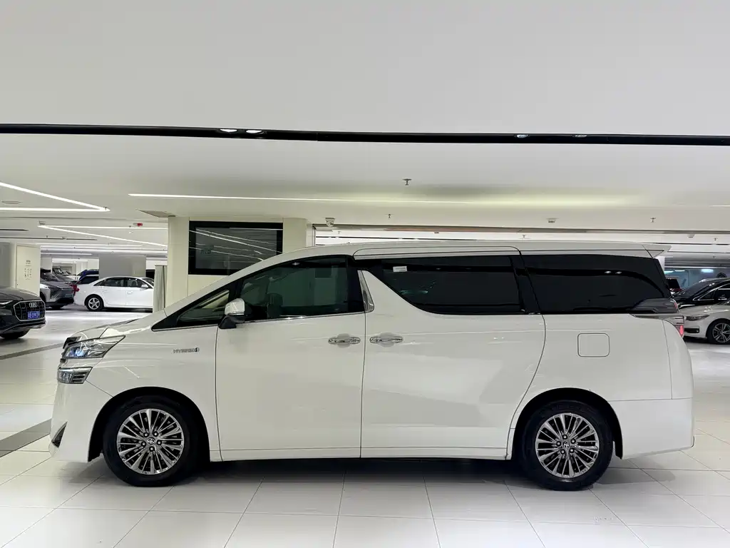 Toyota Alphard 2019 Model Hybrid 2.5L HV Luxury Version 2020 - thumbnail 11