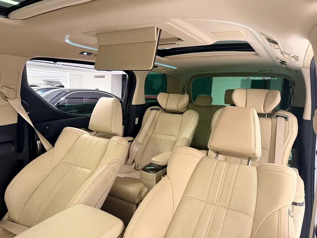 Toyota Alphard 2019 Model Hybrid 2.5L HV Luxury Version 2020 - thumbnail 17