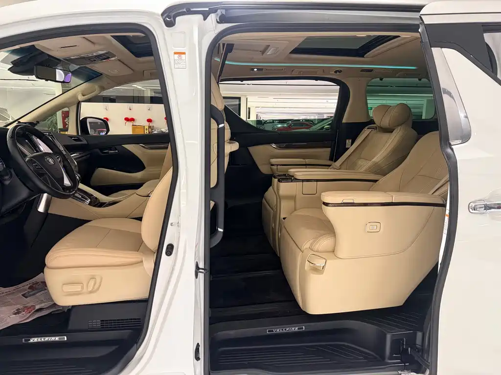 Toyota Alphard 2019 Model Hybrid 2.5L HV Luxury Version 2020 - thumbnail 24