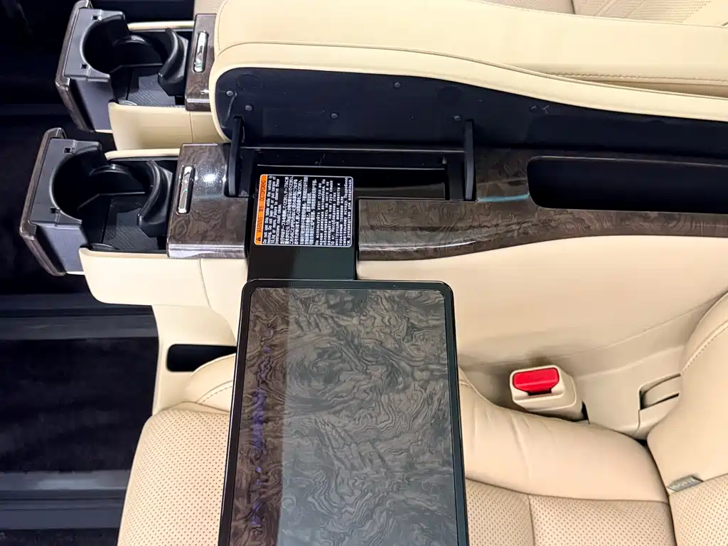 Toyota Alphard 2019 Model Hybrid 2.5L HV Luxury Version 2020 - thumbnail 29