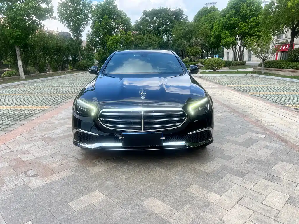Mercedes-Benz Mercedes-Benz E-Class 2021 E 300 L Sport Fashion Edition 2021 - thumbnail 2