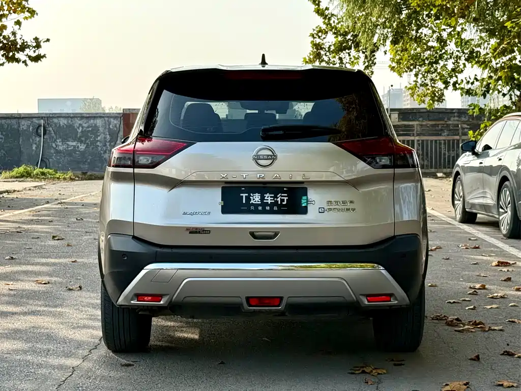 Nissan Nissan X-Trail 2023 e-POWER AWD Luxury Edition 2023 - thumbnail 6