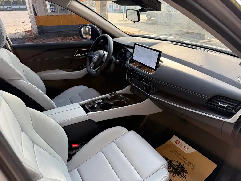Nissan Nissan X-Trail 2023 e-POWER AWD Luxury Edition 2023 - thumbnail 18