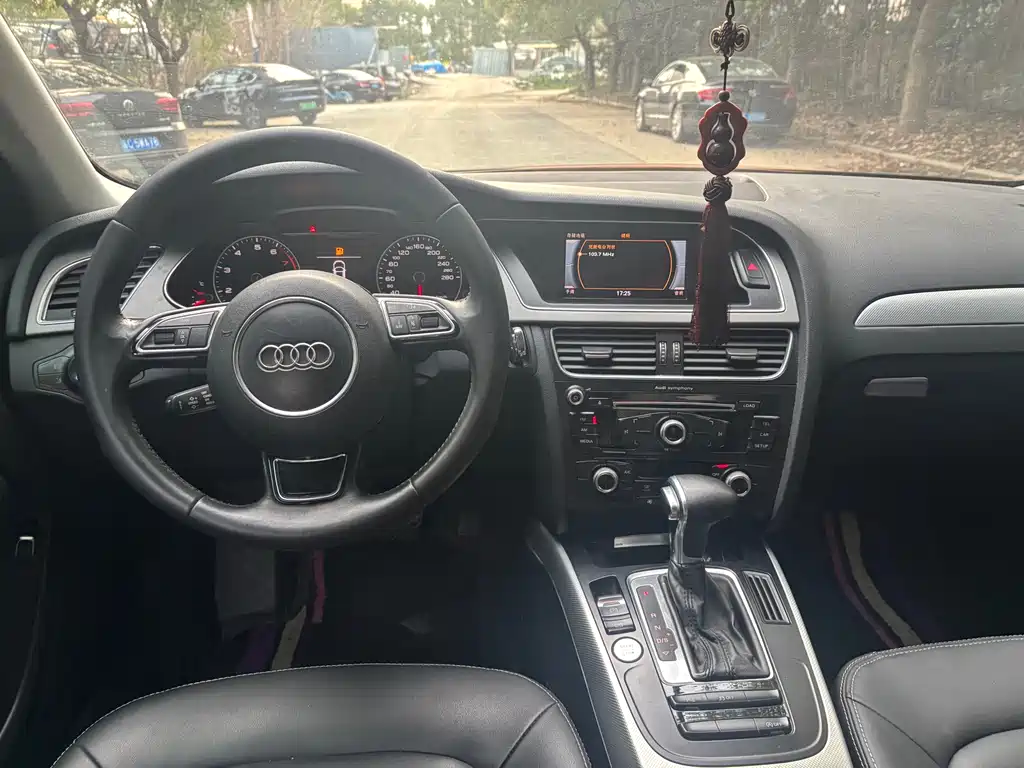 Audi Audi A4L 2016 35 TFSI Classic Edition Automatic Standard 2016 - thumbnail 6