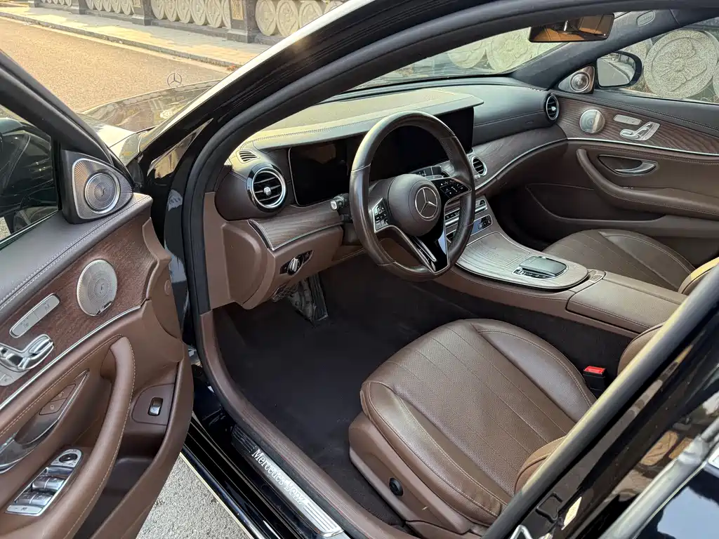 Mercedes-Benz Mercedes-Benz E-Class 2022 E 300 L Luxury 2022 - thumbnail 4