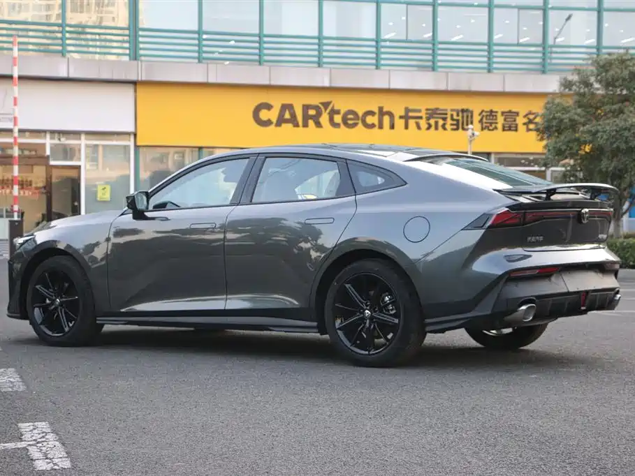 Changan Changan UNI-V 2025 1.5T 500Bar High Energy Edition 2025 - thumbnail 6