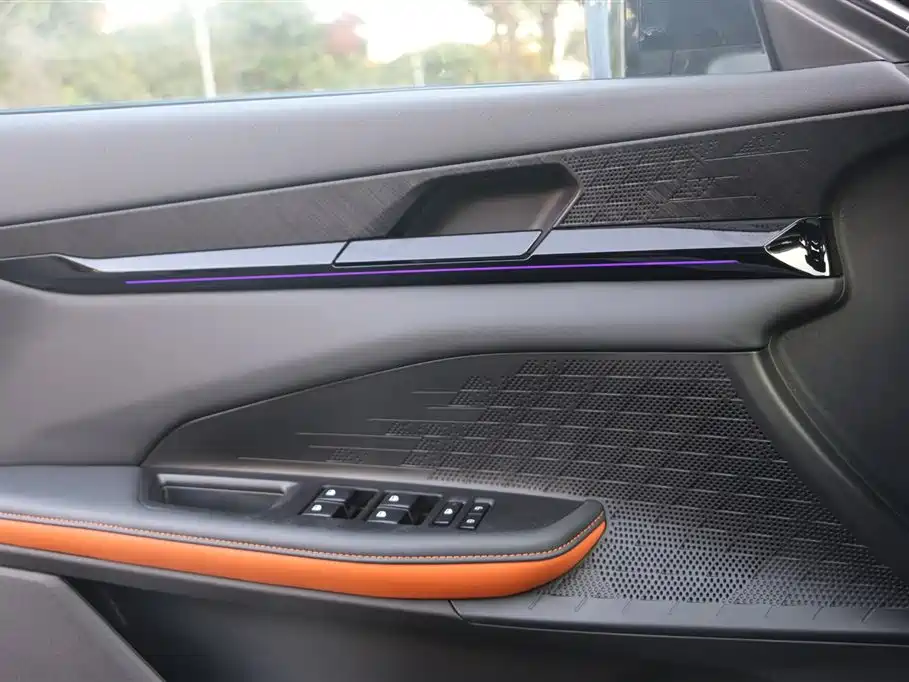 Changan Changan UNI-V 2025 1.5T 500Bar High Energy Edition 2025 - thumbnail 23
