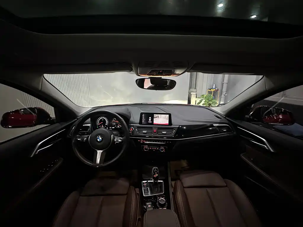 BMW BMW 1 Series 2020 120i M Sport Package 2020 - thumbnail 10