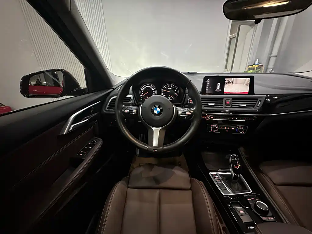 BMW BMW 1 Series 2020 120i M Sport Package 2020 - thumbnail 11