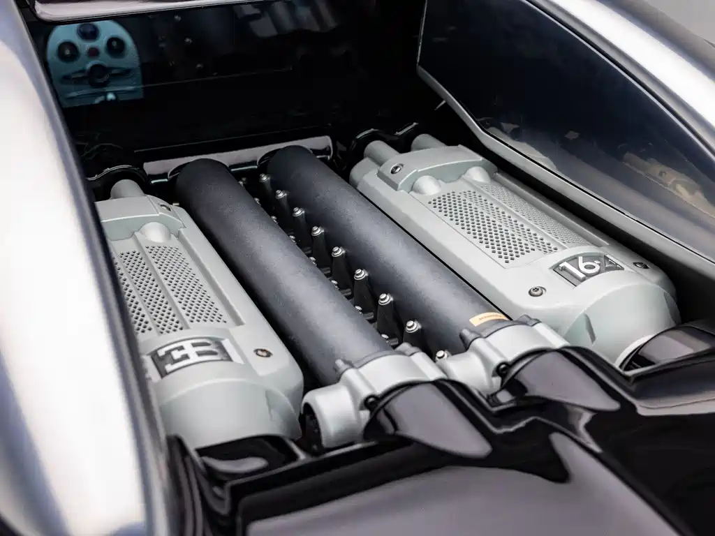 Bugatti Veyron 2006 8.0L Automatic 2006 - thumbnail 7