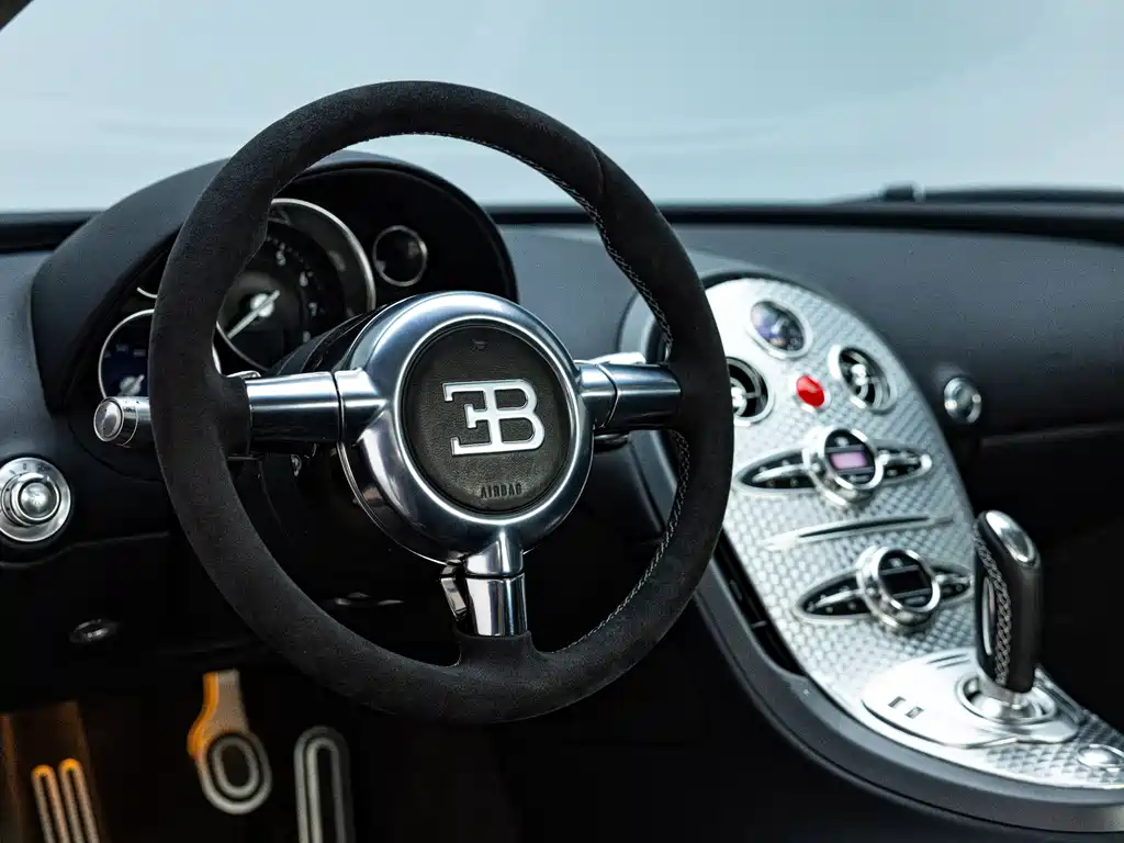 Bugatti Veyron 2006 8.0L Automatic 2006 - thumbnail 8