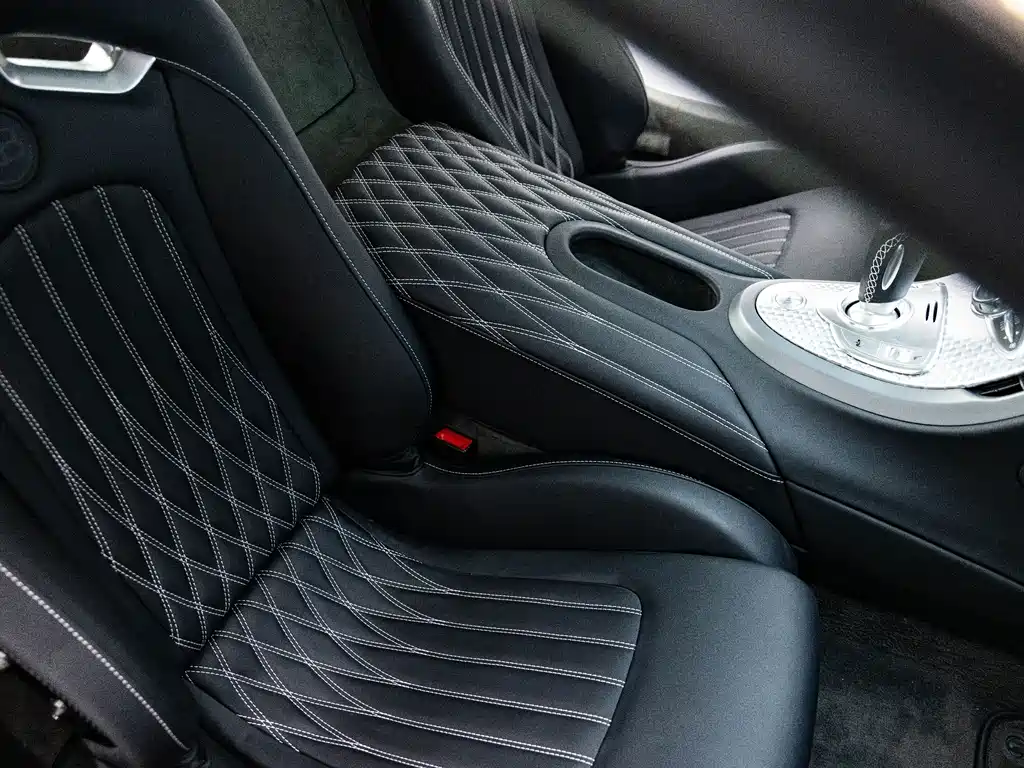 Bugatti Veyron 2006 8.0L Automatic 2006 - thumbnail 17