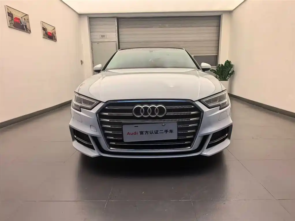 Audi Audi A3 2020 Limousine 35 TFSI Fashion Edition China V 2020 - thumbnail 2