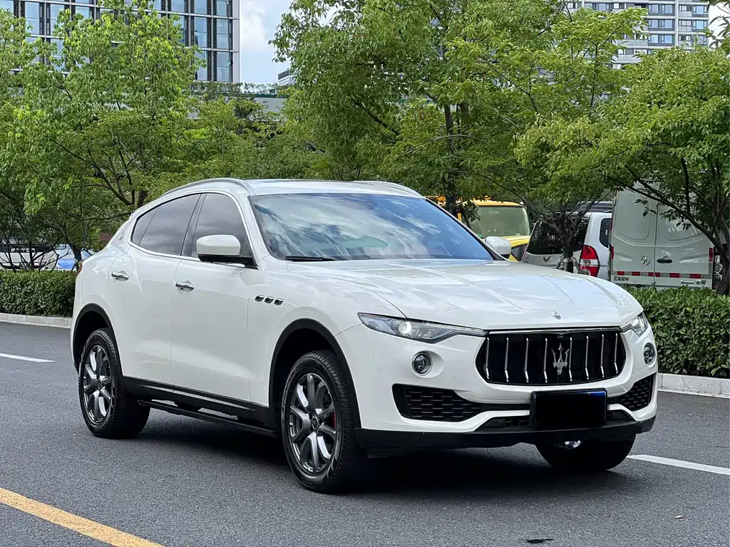 Maserati Maserati Levante 2019 3.0T Standard Edition Euro V 2021 - thumbnail 3