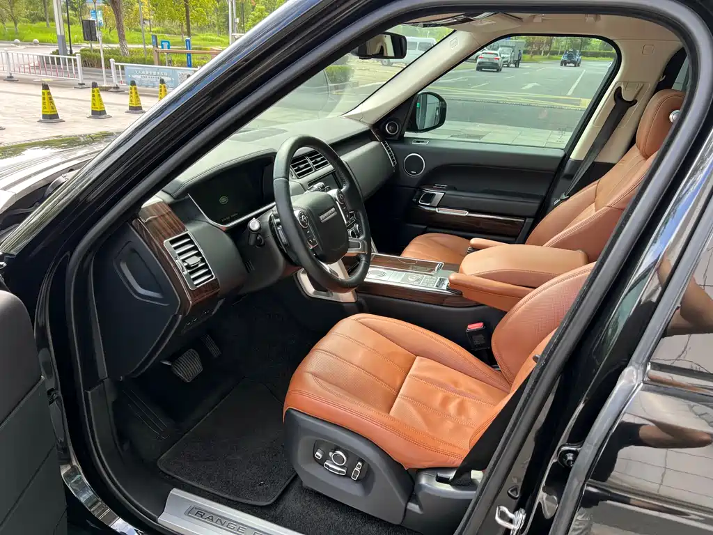 Land Rover Range Rover 2016 3.0 SC V6 Vogue SE Autobiography Long Wheelbase 2016 - thumbnail 9