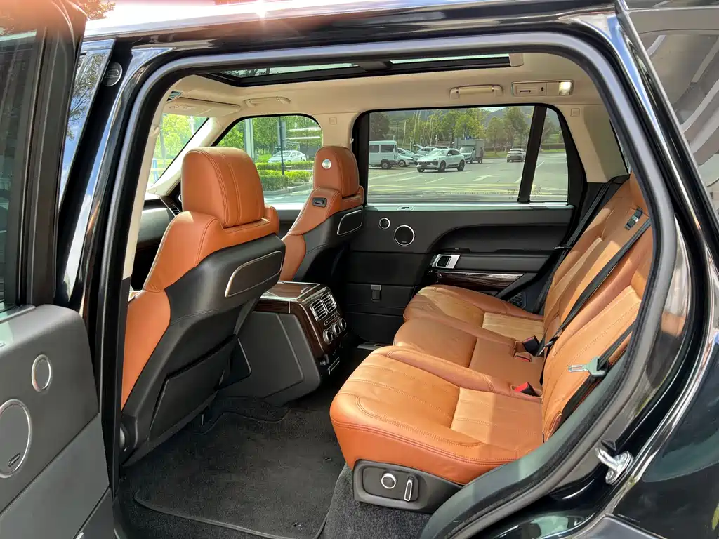 Land Rover Range Rover 2016 3.0 SC V6 Vogue SE Autobiography Long Wheelbase 2016 - thumbnail 12