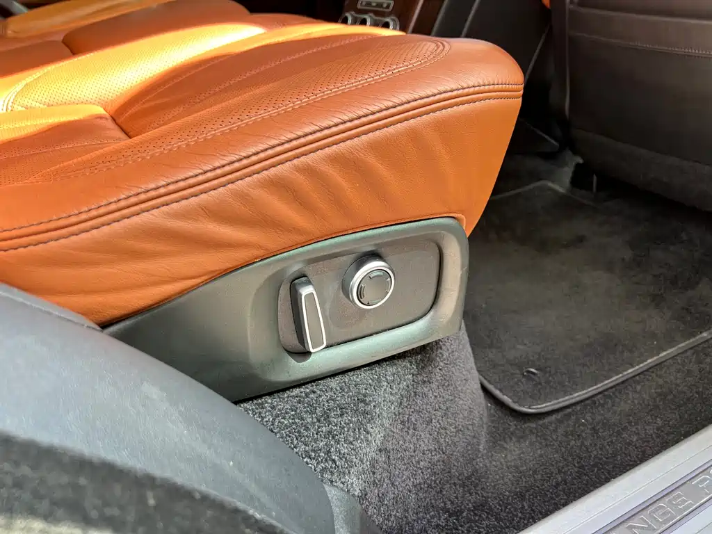 Land Rover Range Rover 2016 3.0 SC V6 Vogue SE Autobiography Long Wheelbase 2016 - thumbnail 14