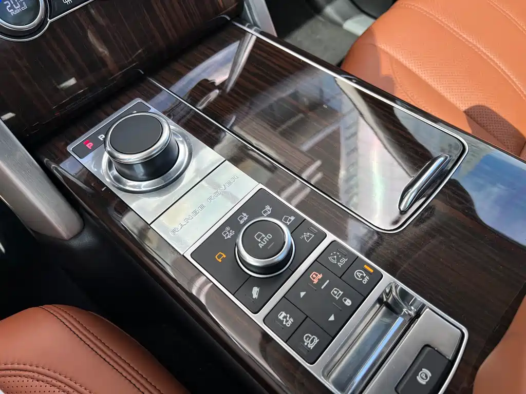 Land Rover Range Rover 2016 3.0 SC V6 Vogue SE Autobiography Long Wheelbase 2016 - thumbnail 17