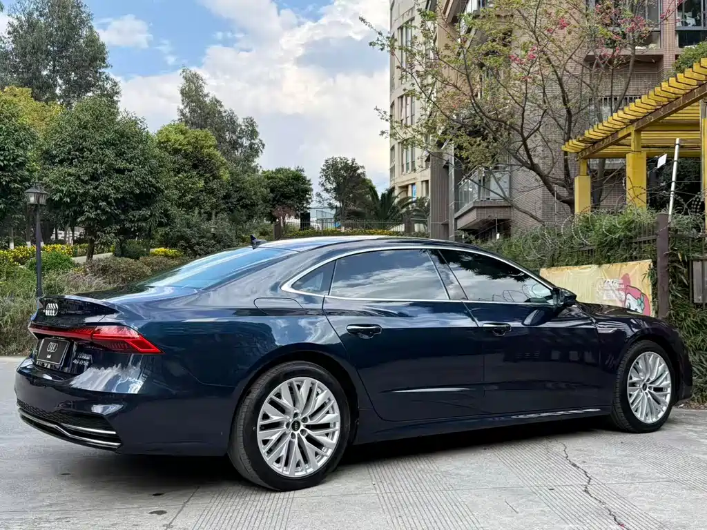 Audi Audi A7 2024 40 TFSI Premium 2023 - thumbnail 4