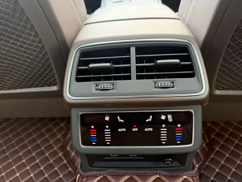 Audi Audi A7 2024 40 TFSI Premium 2023 - thumbnail 16