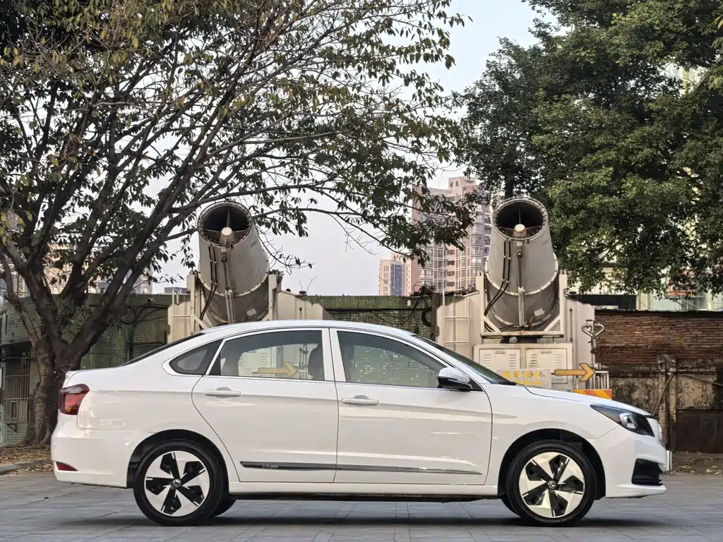 Dongfeng Fengshen DFM E70 2023 500 Smart Edition Ternary Lithium 2022 - thumbnail 2