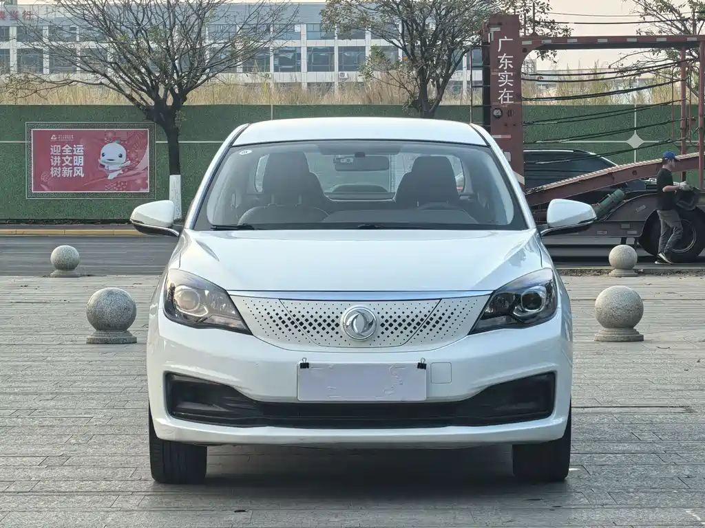 Dongfeng Fengshen DFM E70 2023 500 Smart Edition Ternary Lithium 2022 - thumbnail 4