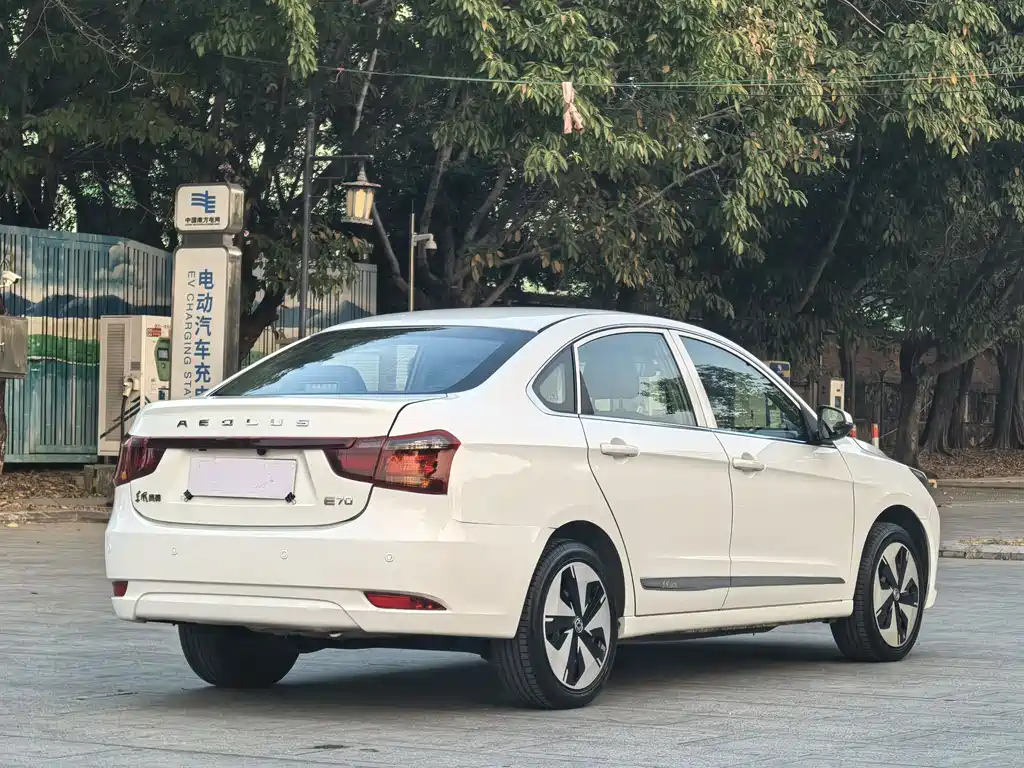 Dongfeng Fengshen DFM E70 2023 500 Smart Edition Ternary Lithium 2022 - thumbnail 5