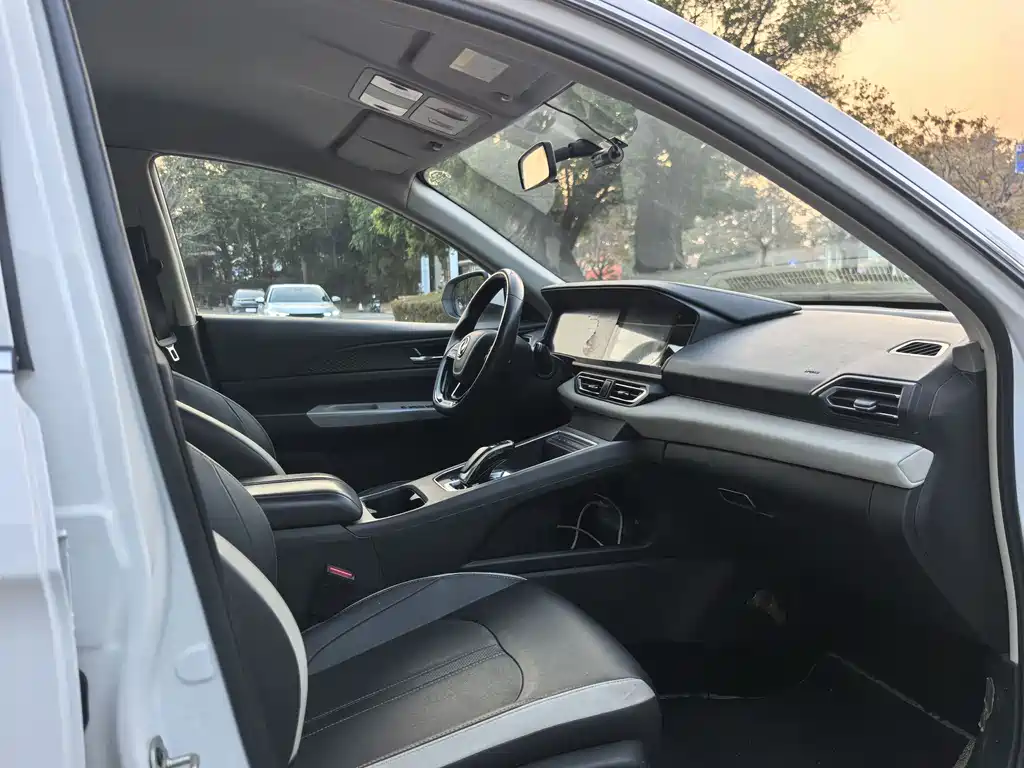 Dongfeng Fengshen DFM E70 2023 500 Smart Edition Ternary Lithium 2022 - thumbnail 8