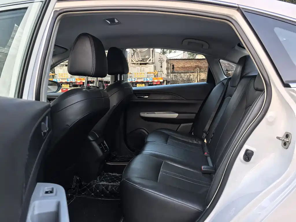 Dongfeng Fengshen DFM E70 2023 500 Smart Edition Ternary Lithium 2022 - thumbnail 10