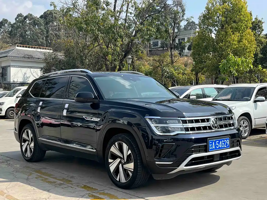 Volkswagen Teramont 2022 380TSI 4Motion Premium Luxury Edition 2023 - thumbnail 3