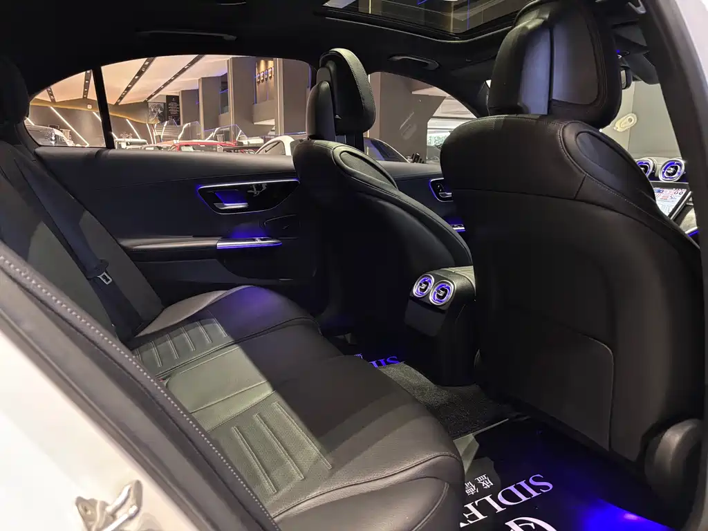 Mercedes-Benz Mercedes-Benz C-Class 2022 C 260 L Sport Edition 2022 - thumbnail 15