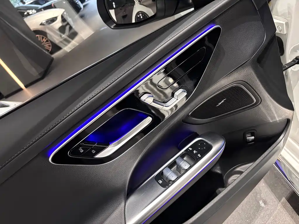 Mercedes-Benz Mercedes-Benz C-Class 2022 C 260 L Sport Edition 2022 - thumbnail 16