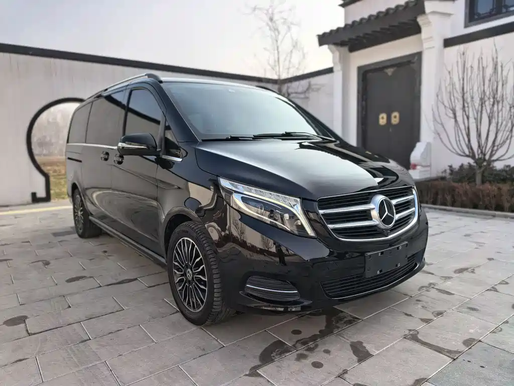 Mercedes-Benz Mercedes-Benz V-Class 2018 V 260 Exclusive Edition Euro V 2019 - thumbnail 3