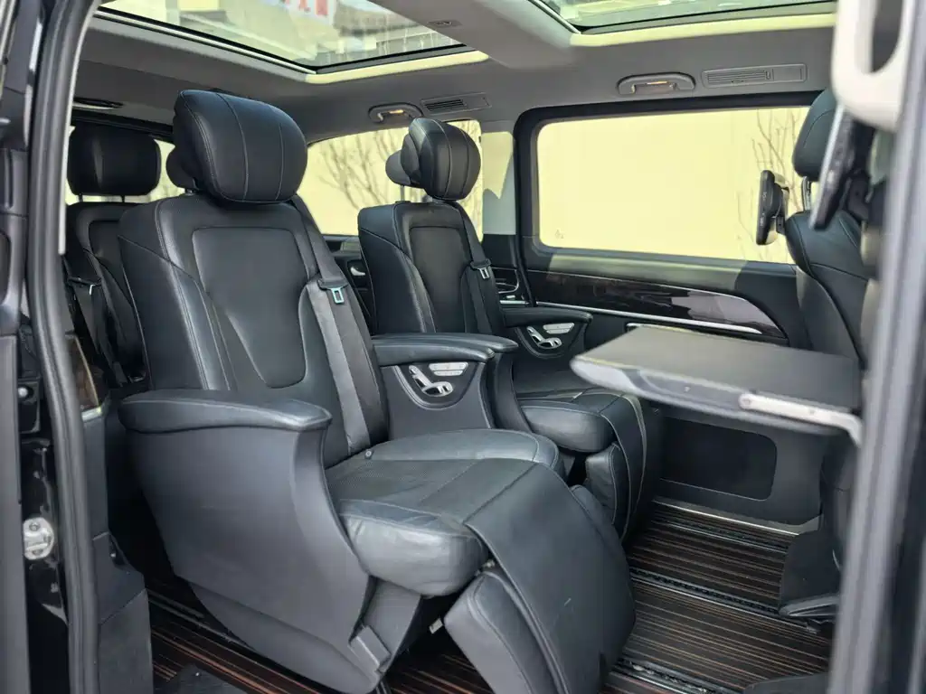Mercedes-Benz Mercedes-Benz V-Class 2018 V 260 Exclusive Edition Euro V 2019 - thumbnail 14