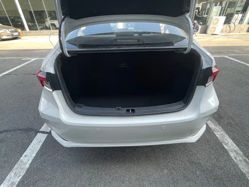Toyota Toyota Corolla 2021 1.2T S-CVT Premium Plus Edition 2022 - thumbnail 9