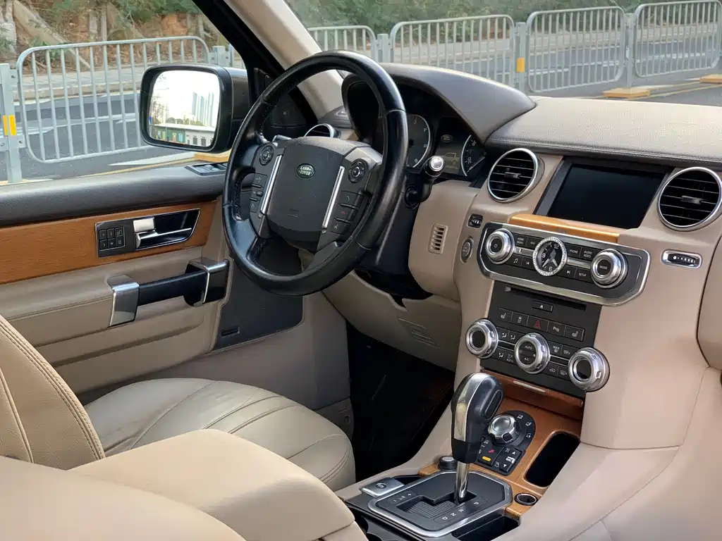 Land Rover Discovery 2012 3.0 SDV6 HSE Diesel 2012 - thumbnail 12