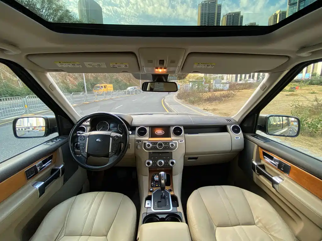 Land Rover Discovery 2012 3.0 SDV6 HSE Diesel 2012 - thumbnail 17