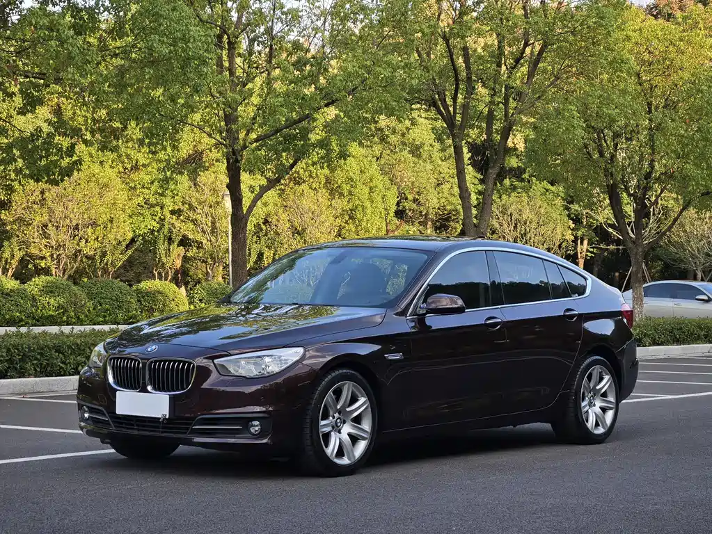BMW BMW 5 Series GT 2015 528i xDrive Luxury Line 2017