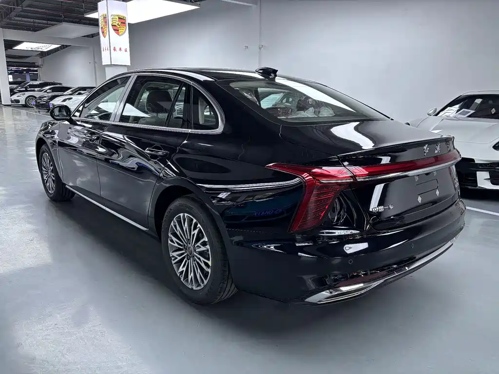 Hongqi Hongqi H5 2025 1.5T DCT Flag Rhythm Edition 2026 - thumbnail 12