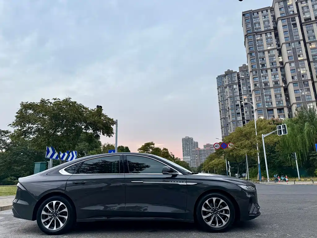 Lincoln Lincoln Z 2022 i Enjoy Premium Edition 2022 - thumbnail 4
