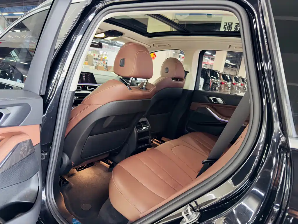 BMW BMW X5 xDrive30i M Sport Package (Imported) 2020 Model 2020 - thumbnail 8