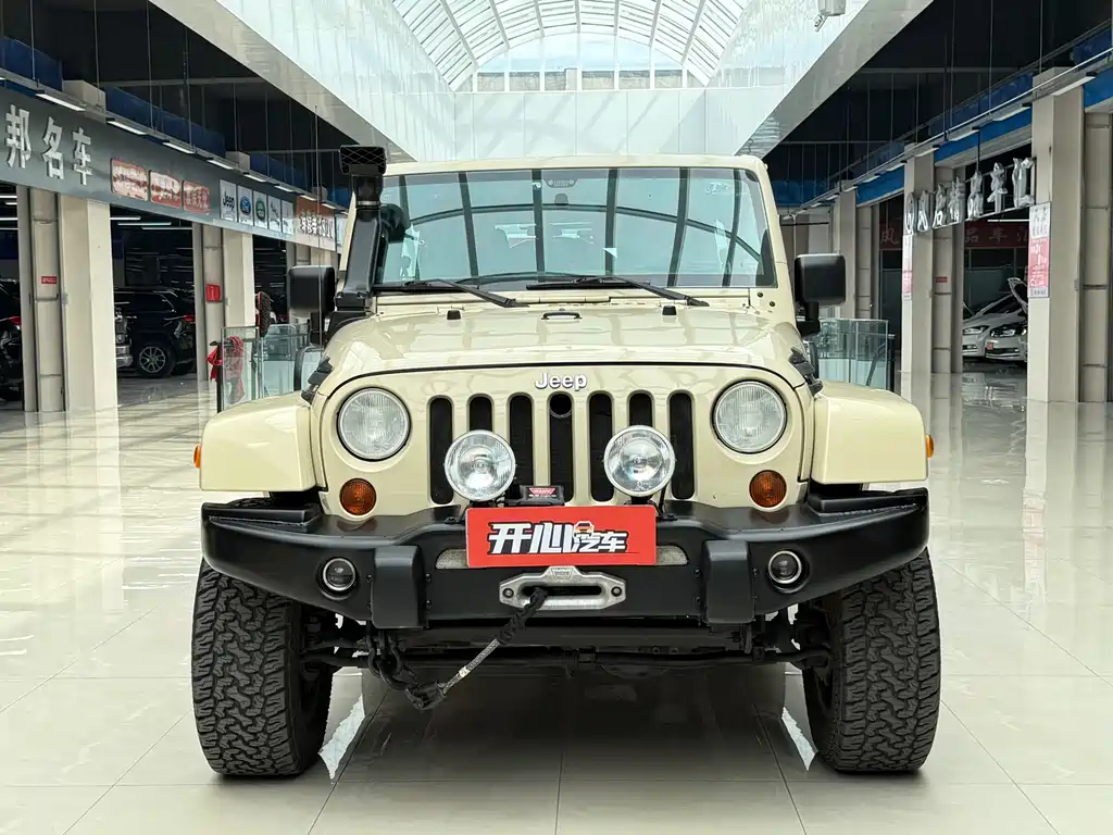 Jeep Jeep Wrangler 2012 3.6L Sahara 4-door 2011 - thumbnail 2
