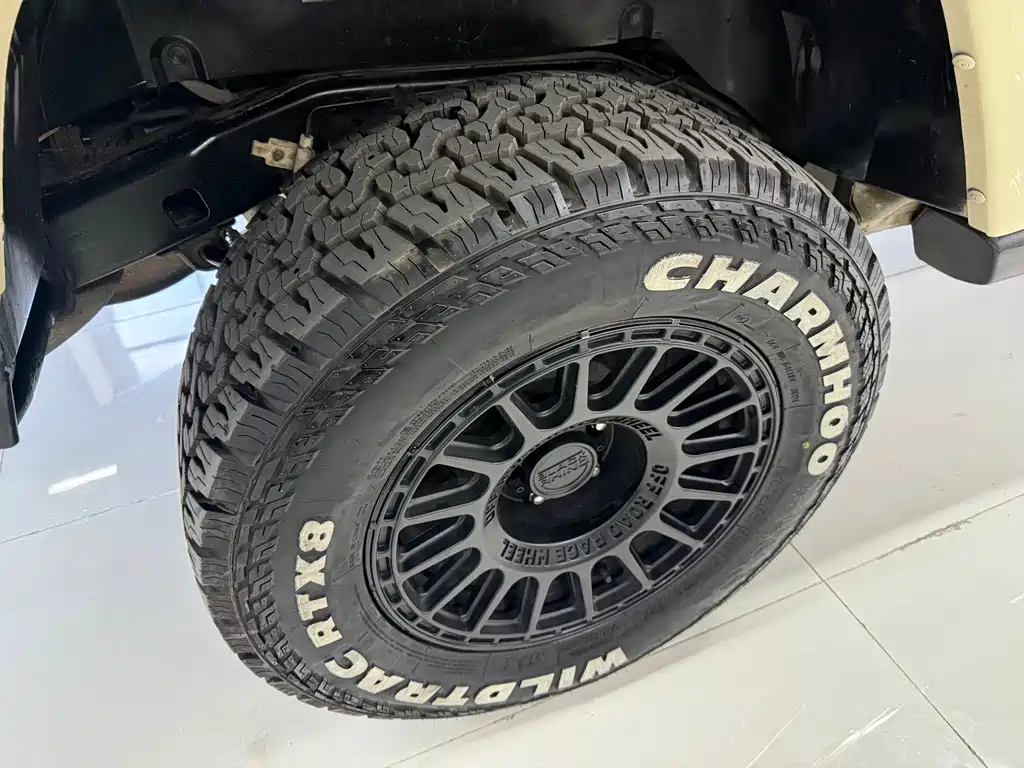 Jeep Jeep Wrangler 2012 3.6L Sahara 4-door 2011 - thumbnail 17
