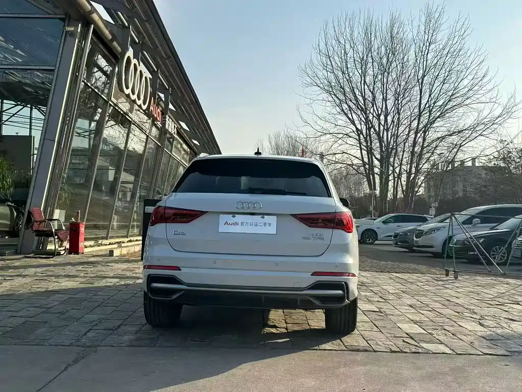 Audi Audi Q3 2024 40 TFSI S Line Sport Package 2024 - thumbnail 7