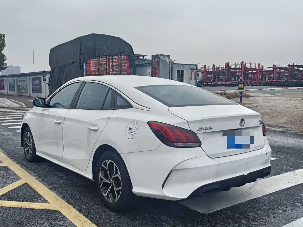 MG MG 5 2023 180DVVT CVT Style Edition 2023 - thumbnail 9