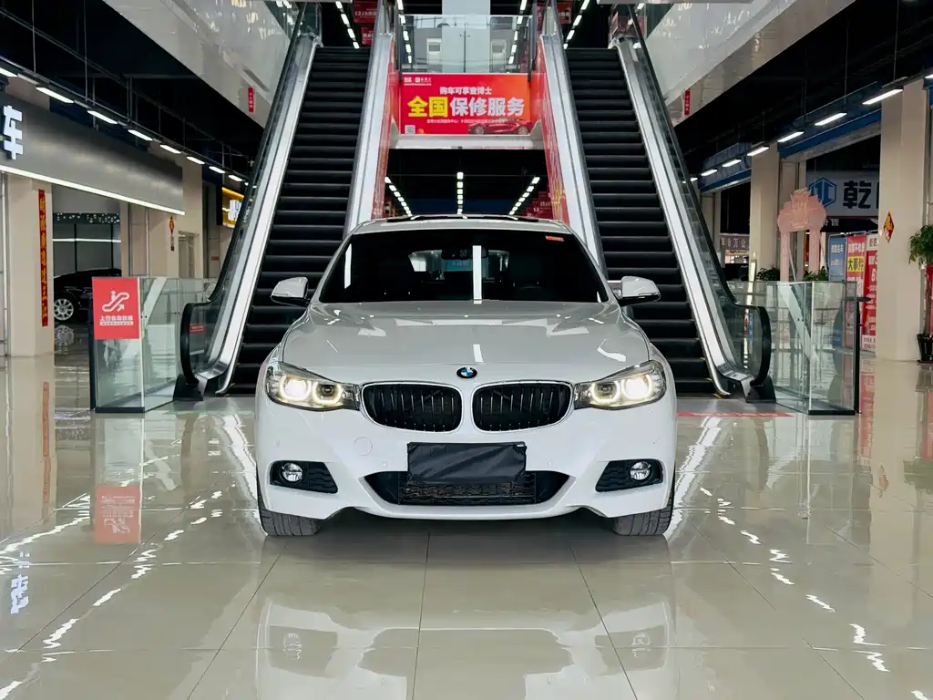 BMW BMW 3 Series GT 2020 320i M Sport Package 2021 - thumbnail 2