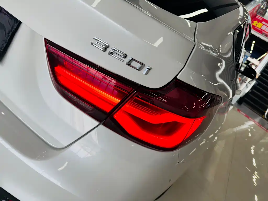 BMW BMW 3 Series GT 2020 320i M Sport Package 2021 - thumbnail 6
