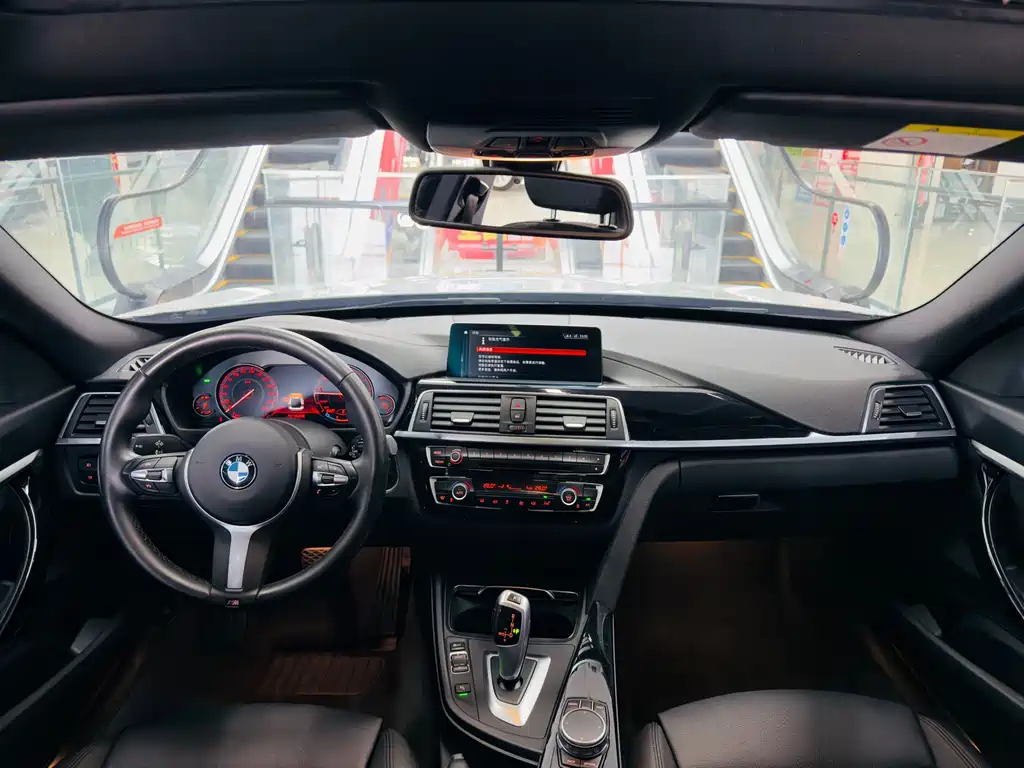 BMW BMW 3 Series GT 2020 320i M Sport Package 2021 - thumbnail 13