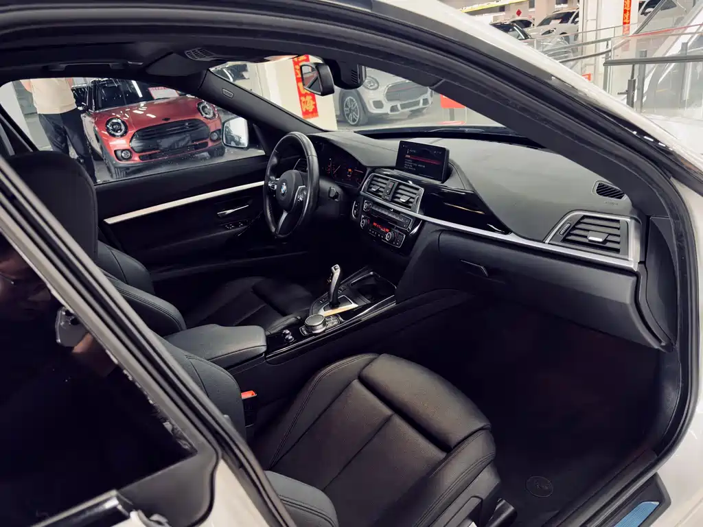 BMW BMW 3 Series GT 2020 320i M Sport Package 2021 - thumbnail 17