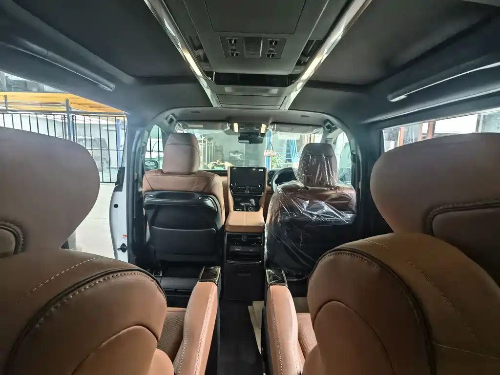 Toyota Alphard 2024 Crown Hybrid 2.5L Ultimate Edition 2024 - thumbnail 5